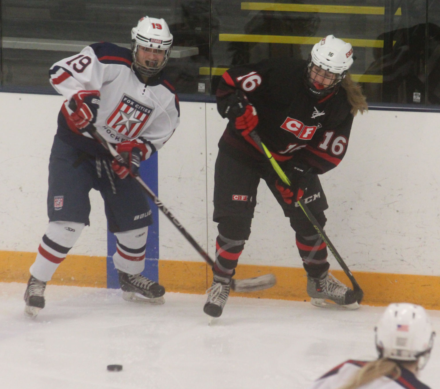 Chi-Hi/Menomonie girls hockey vs Fox Cities at Eau Claire tournament 12-27-17